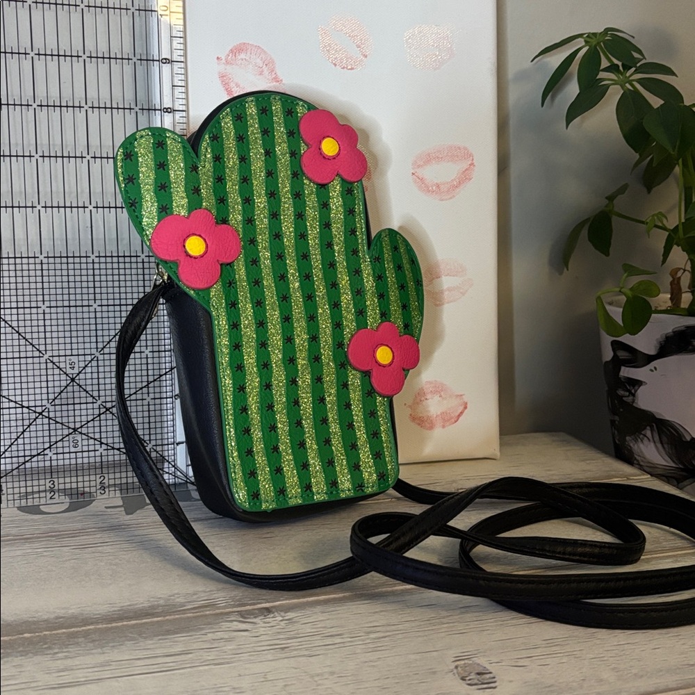 Cactus Cross-body Handbag